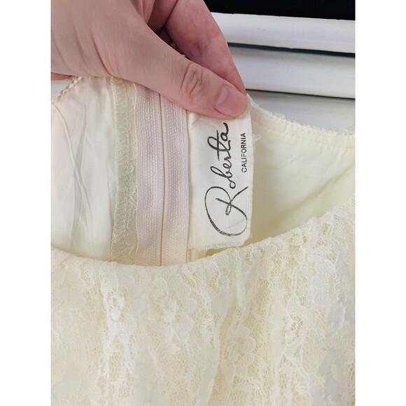 SOLD 1970s 70s Ivory Cream Lace Capelet Full Skirt Off the Shoulder Dress S - Picture 4 of 6